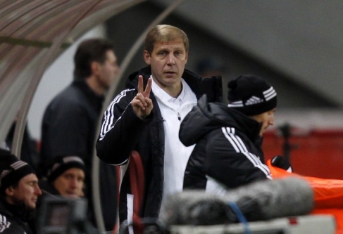Футбольный клуб "Тамбов" провел переговоры с новым главным тренером.